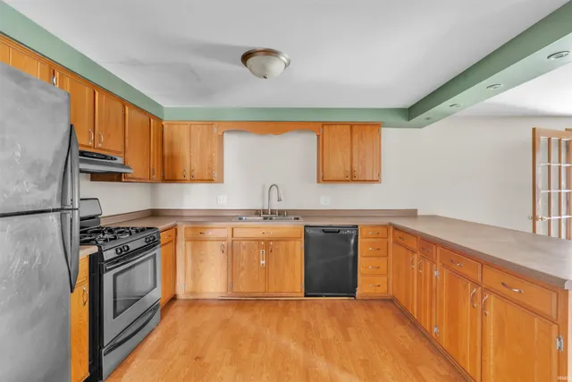 $260,000 | 4031 Hedwig Drive, Fort Wayne, IN 46815