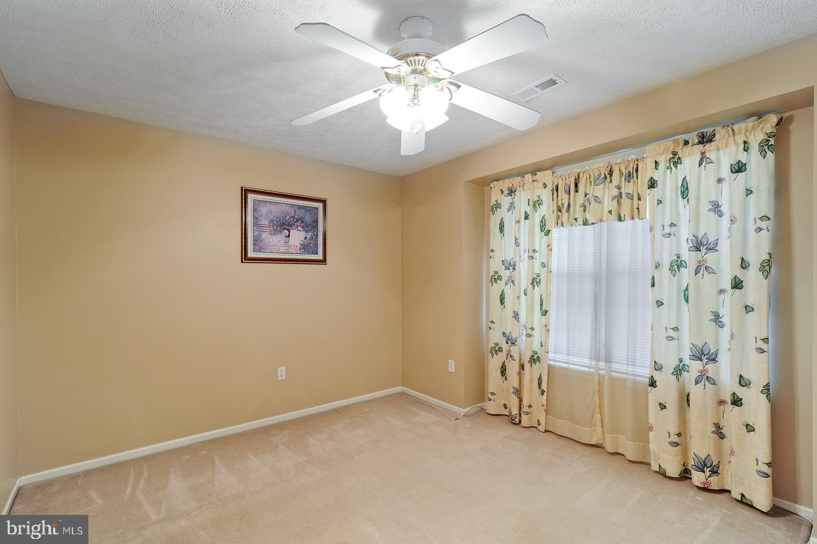 61 Charles Drive New Castle, DE 19720 - Photo 19 of 28