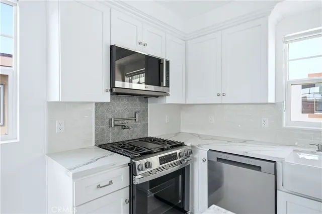 $4,200,000 | 10538 La Reina Avenue, Downey, CA 90241