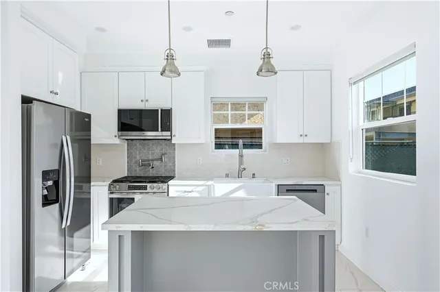 $4,200,000 | 10538 La Reina Avenue, Downey, CA 90241