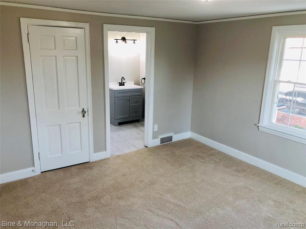 721 Pemberton Road Grosse Pointe Park, MI 48230 - Photo 26 of 41