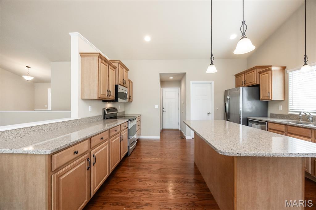 1411 Sauk Trail O'Fallon, IL 62269 - Photo 12 of 36
