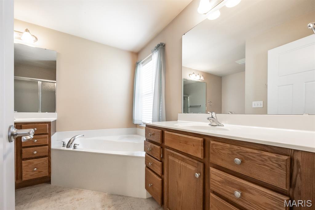 1411 Sauk Trail O'Fallon, IL 62269 - Photo 17 of 36