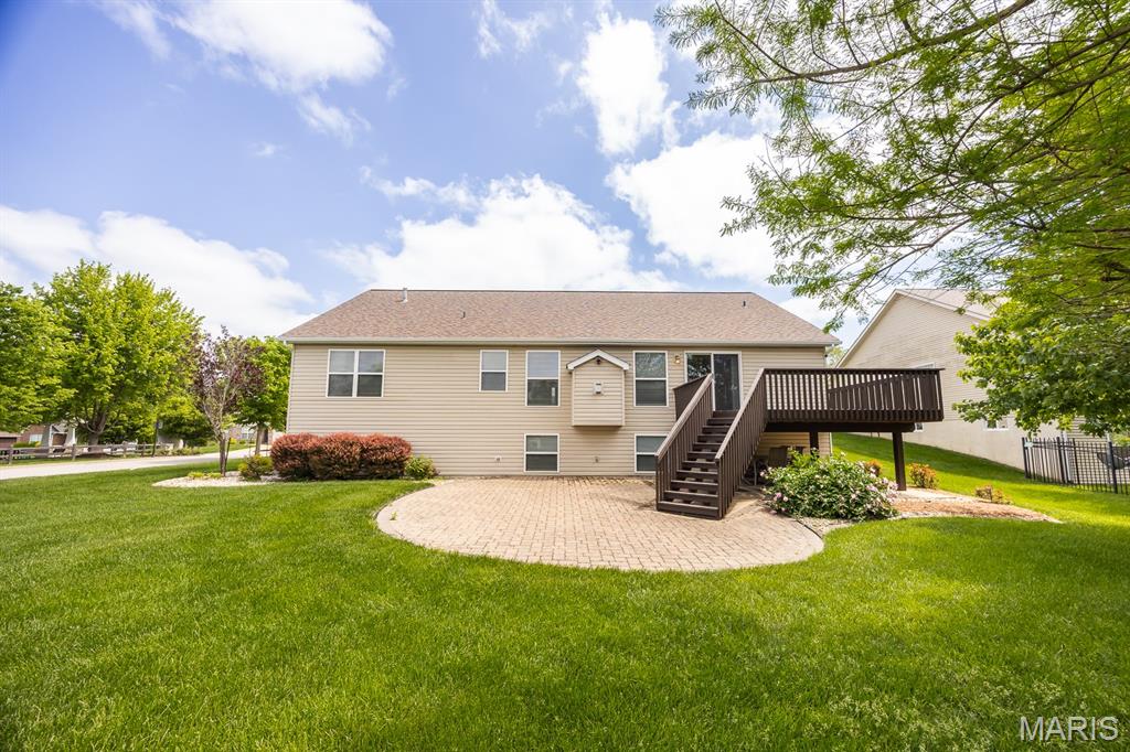 1411 Sauk Trail O'Fallon, IL 62269 - Photo 30 of 36