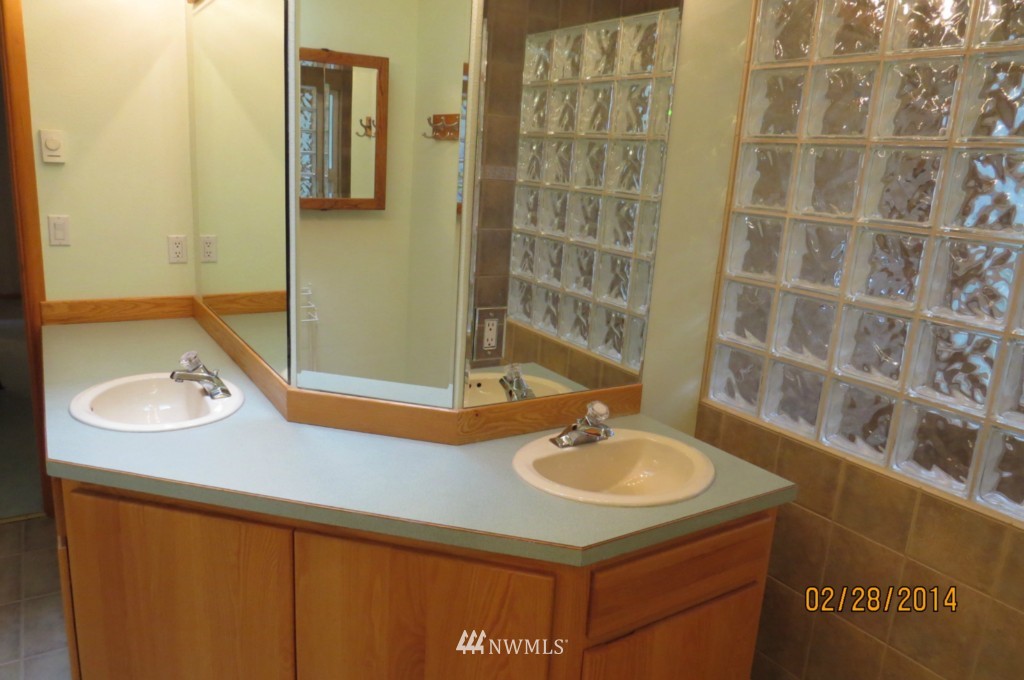 148 Poulsen Point Road Port Angeles, WA 98363 - Photo 16 of 23 Gallery Image 16