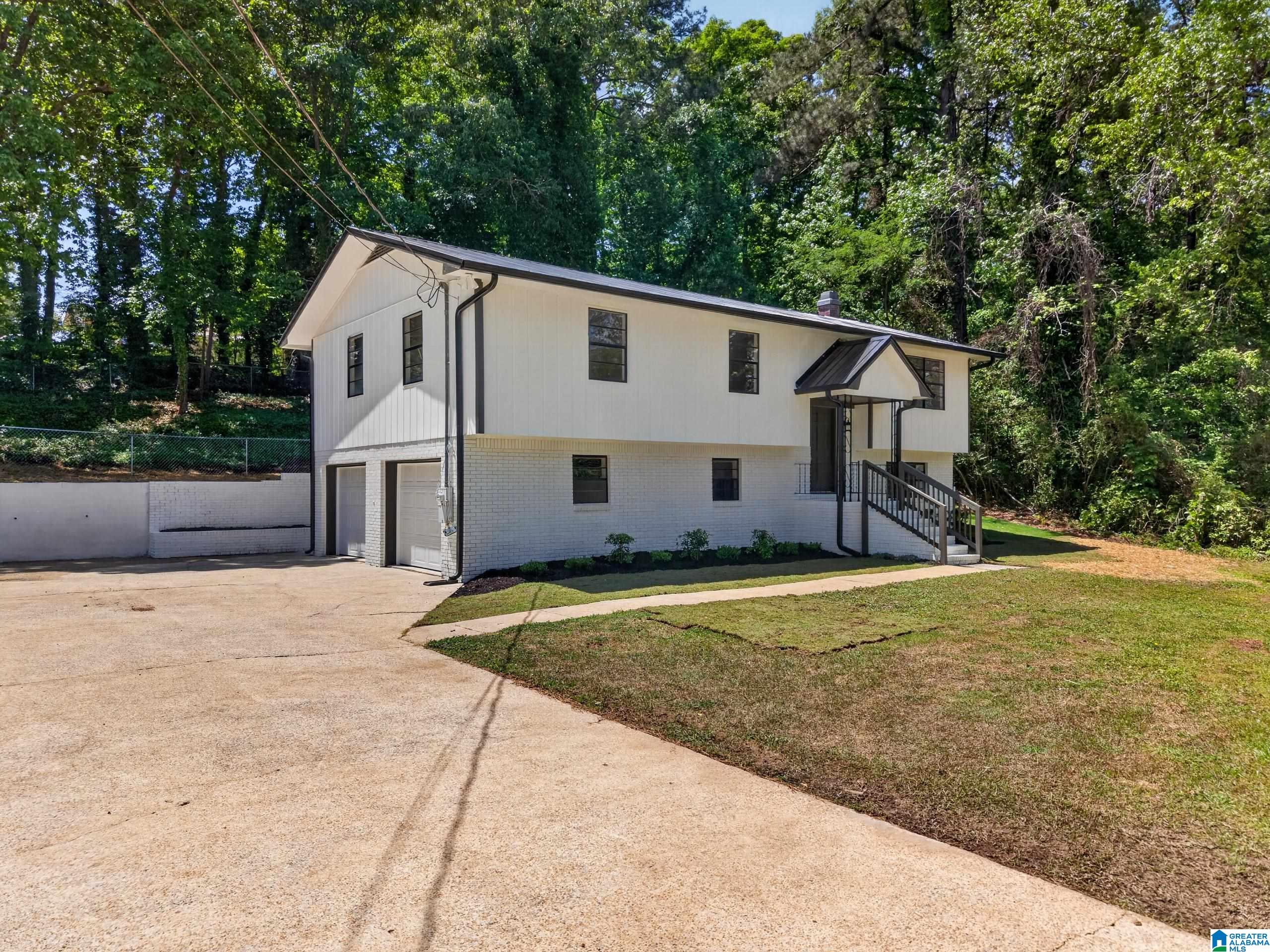 418 Hilltop Road Weaver, AL 36277 - Photo 11 of 42