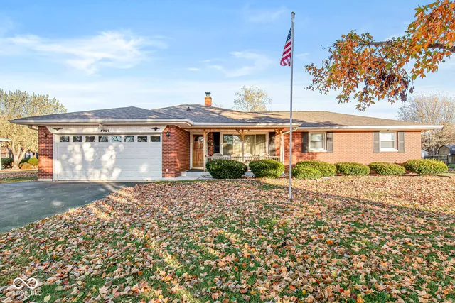 $359,900 | 5727 Bar Del W Drive, Indianapolis, IN 46221