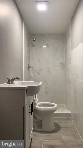 $2,400 | 11 Dunnett Court, Unit 4F, Baltimore, MD 21236