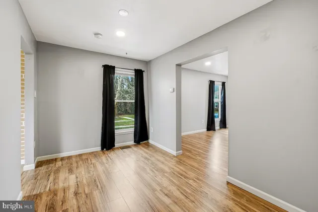 $2,200 | 11 Dunnett Court, Unit 4F, Baltimore, MD 21236