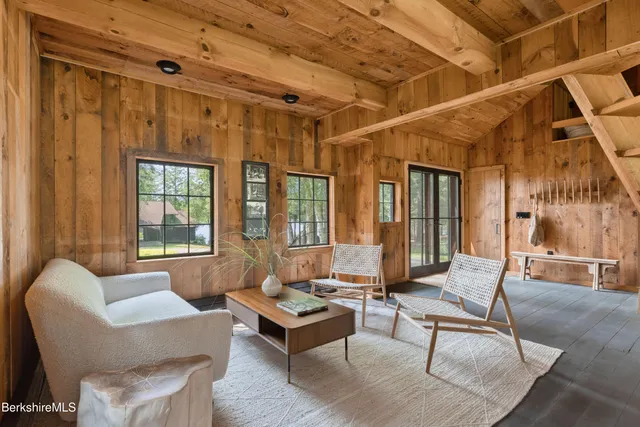 $3,500,000 | 14 Sullivan Road, Sandisfield, MA 01255