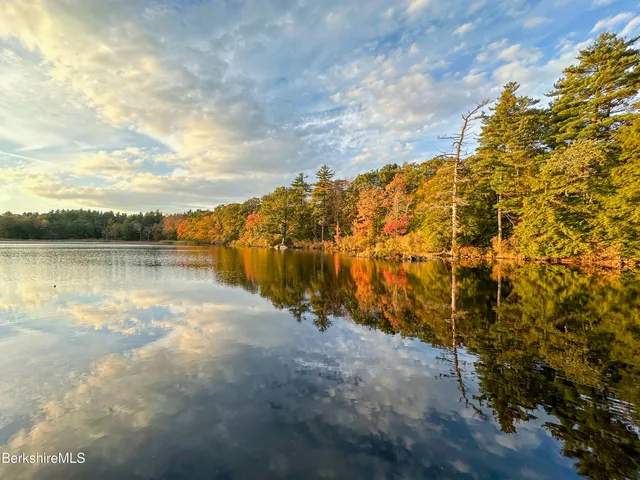 $3,500,000 | 14 Sullivan Road, Sandisfield, MA 01255