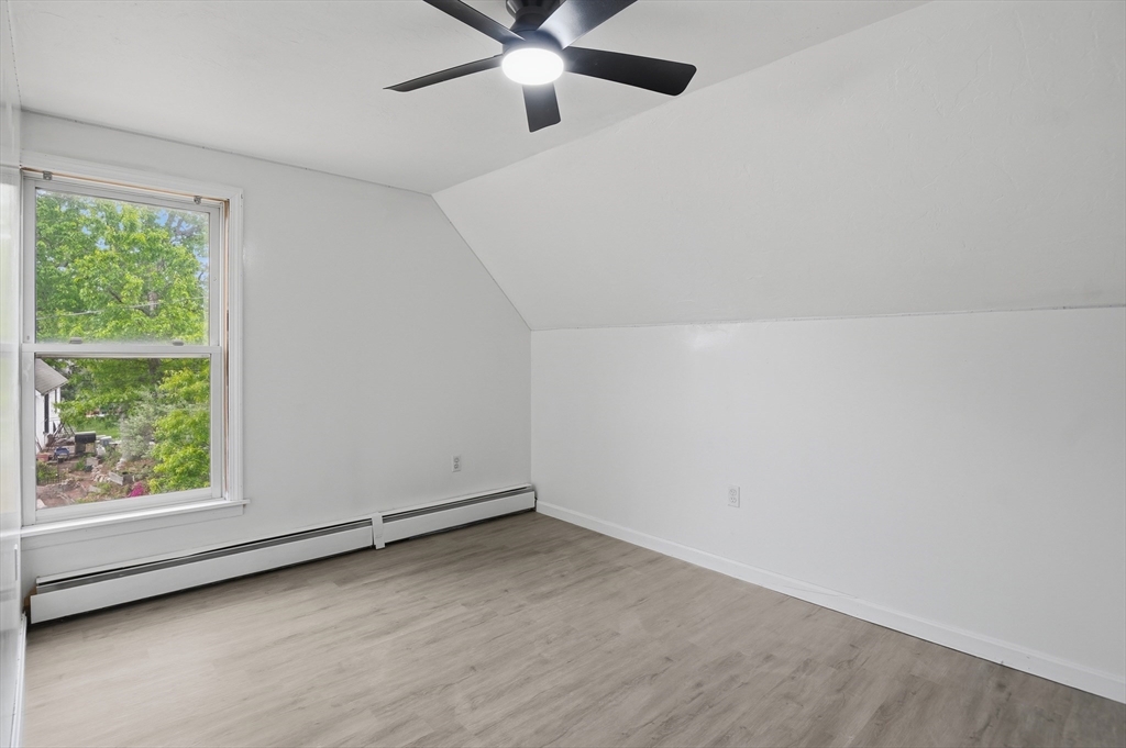 23 Oakmont Street Webster, MA 01570 - Photo 29 of 40