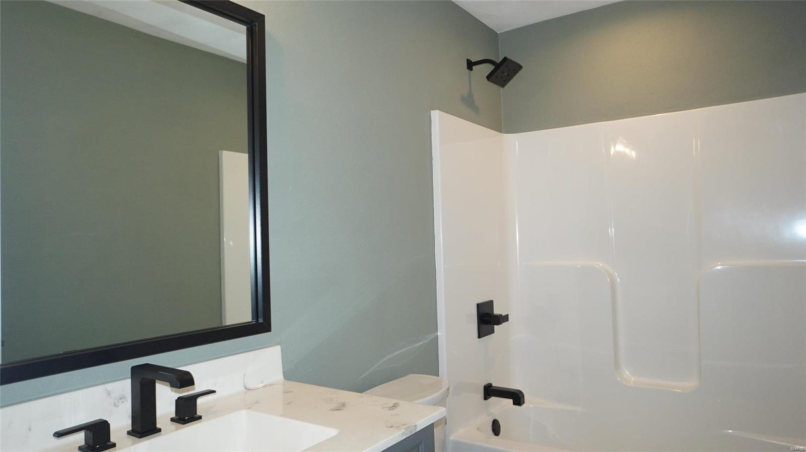 316 Quentin Court Waterloo, IL 62298 - Photo 22 of 38 Gallery Image 22