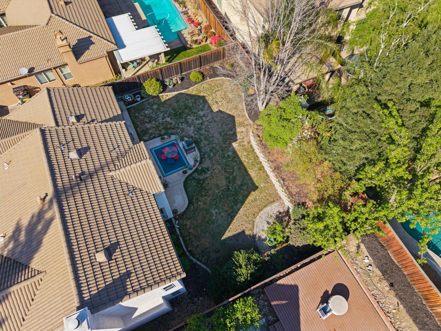 6503 Turnstone Way Rocklin, CA 95765 - Photo 38 of 42 an aerial view of a house with a yard