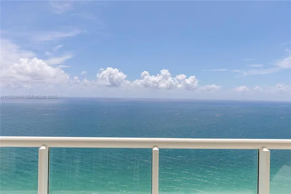 $9,999,998 | 17875 Collins Avenue, Unit PH4701, Sunny Isles Beach, FL 33160