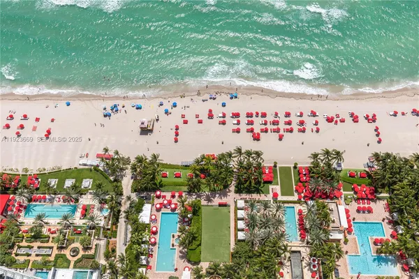 $9,999,998 | 17875 Collins Avenue, Unit PH4701, Sunny Isles Beach, FL 33160