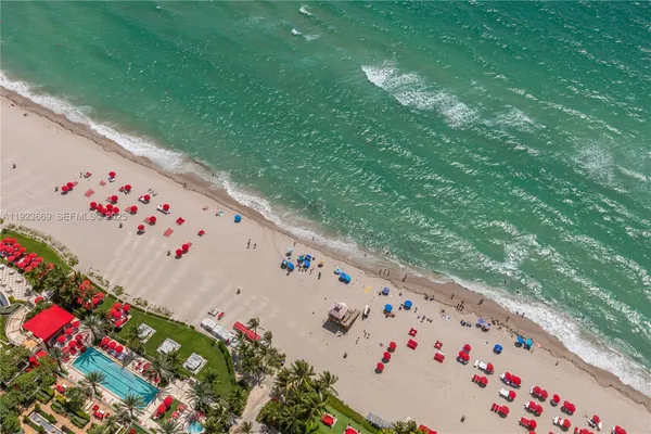 $9,999,998 | 17875 Collins Avenue, Unit PH4701, Sunny Isles Beach, FL 33160