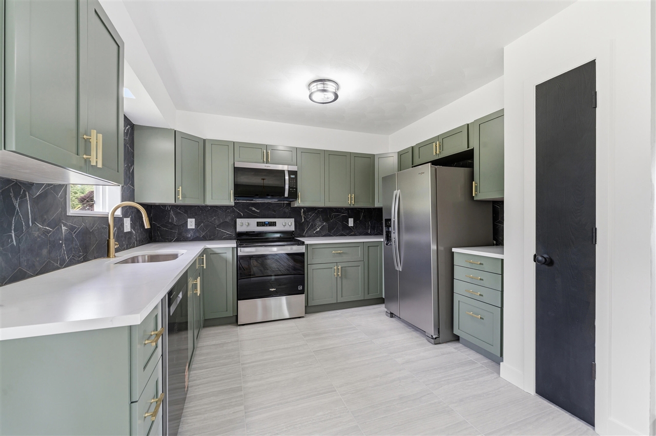 11300 Elizabeth Drive Three Rivers, MI 49093 - Photo 9 of 31