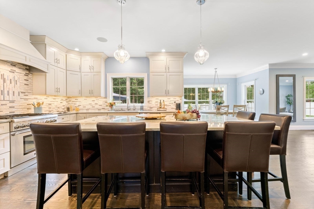 28 Old Farm Road Needham, MA 02492 - Photo 12 of 41