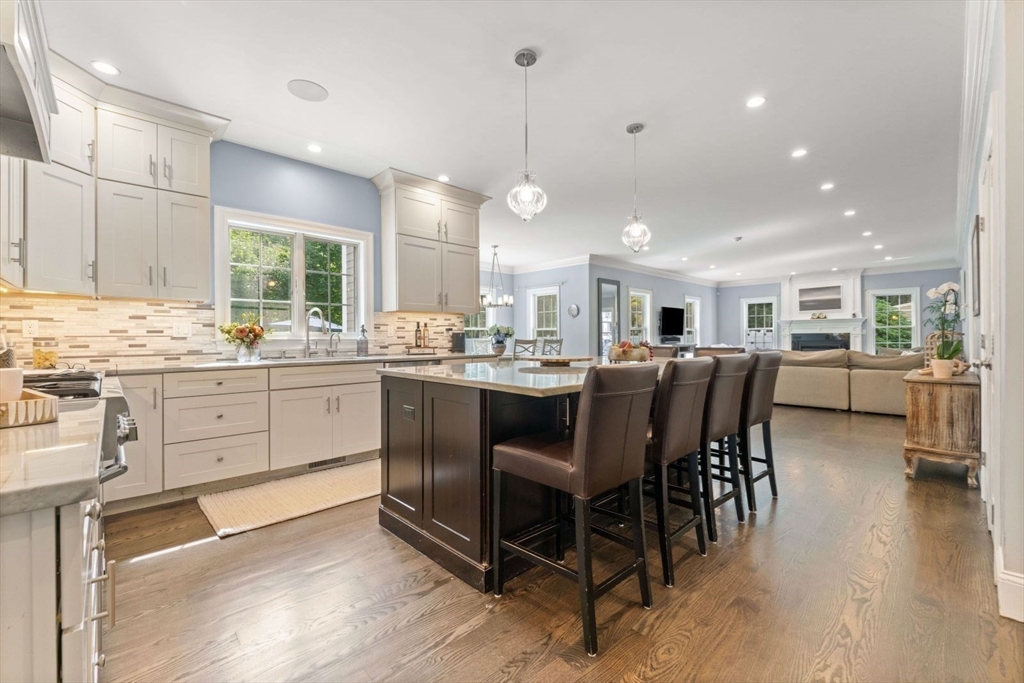 28 Old Farm Road Needham, MA 02492 - Photo 14 of 41