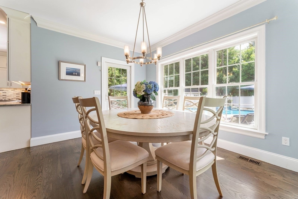 28 Old Farm Road Needham, MA 02492 - Photo 17 of 41