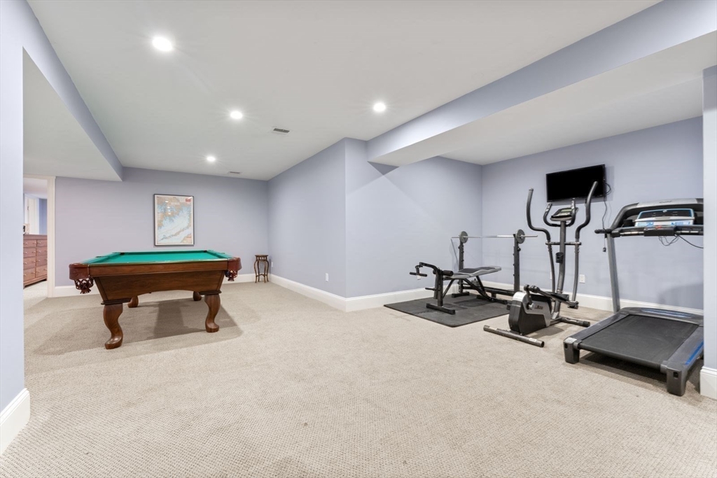 28 Old Farm Road Needham, MA 02492 - Photo 33 of 41