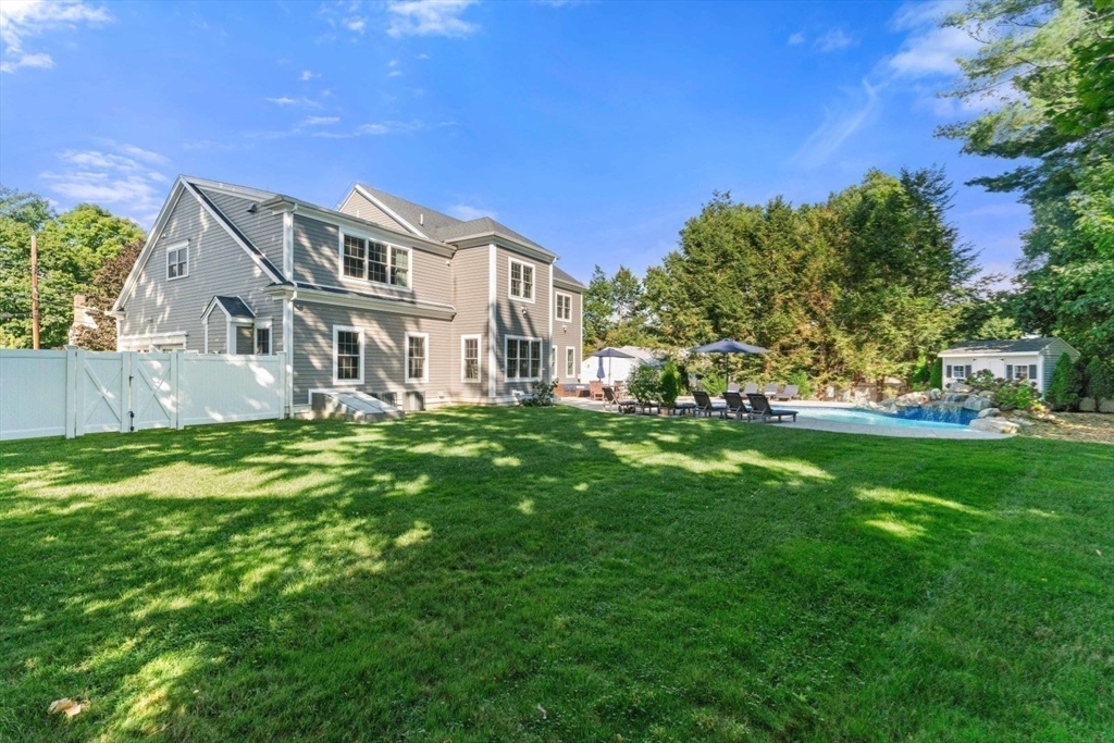 28 Old Farm Road Needham, MA 02492 - Photo 38 of 41