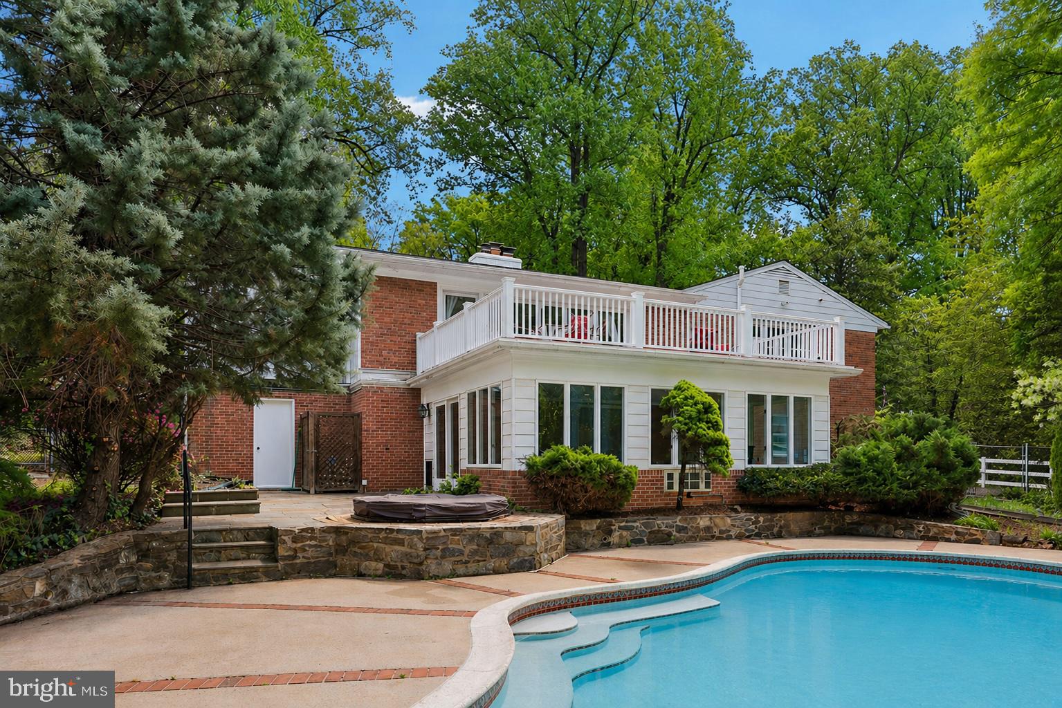 10410 Gary Road Potomac, MD 20854 - Photo 54 of 67 Private pool