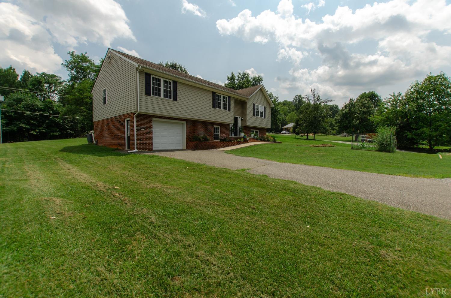 5255 Everett Road Forest, VA 24551 - Photo 30 of 48 Gallery Image 30