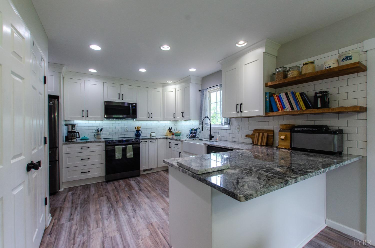 5255 Everett Road Forest, VA 24551 - Photo 3 of 48 Gallery Image 3