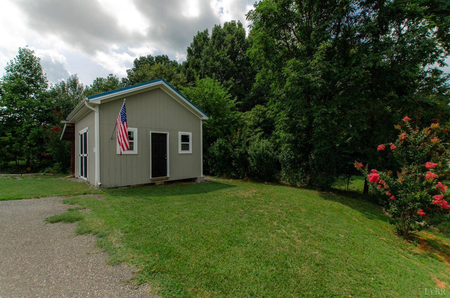 5255 Everett Road Forest, VA 24551 - Photo 31 of 48 Gallery Image 31