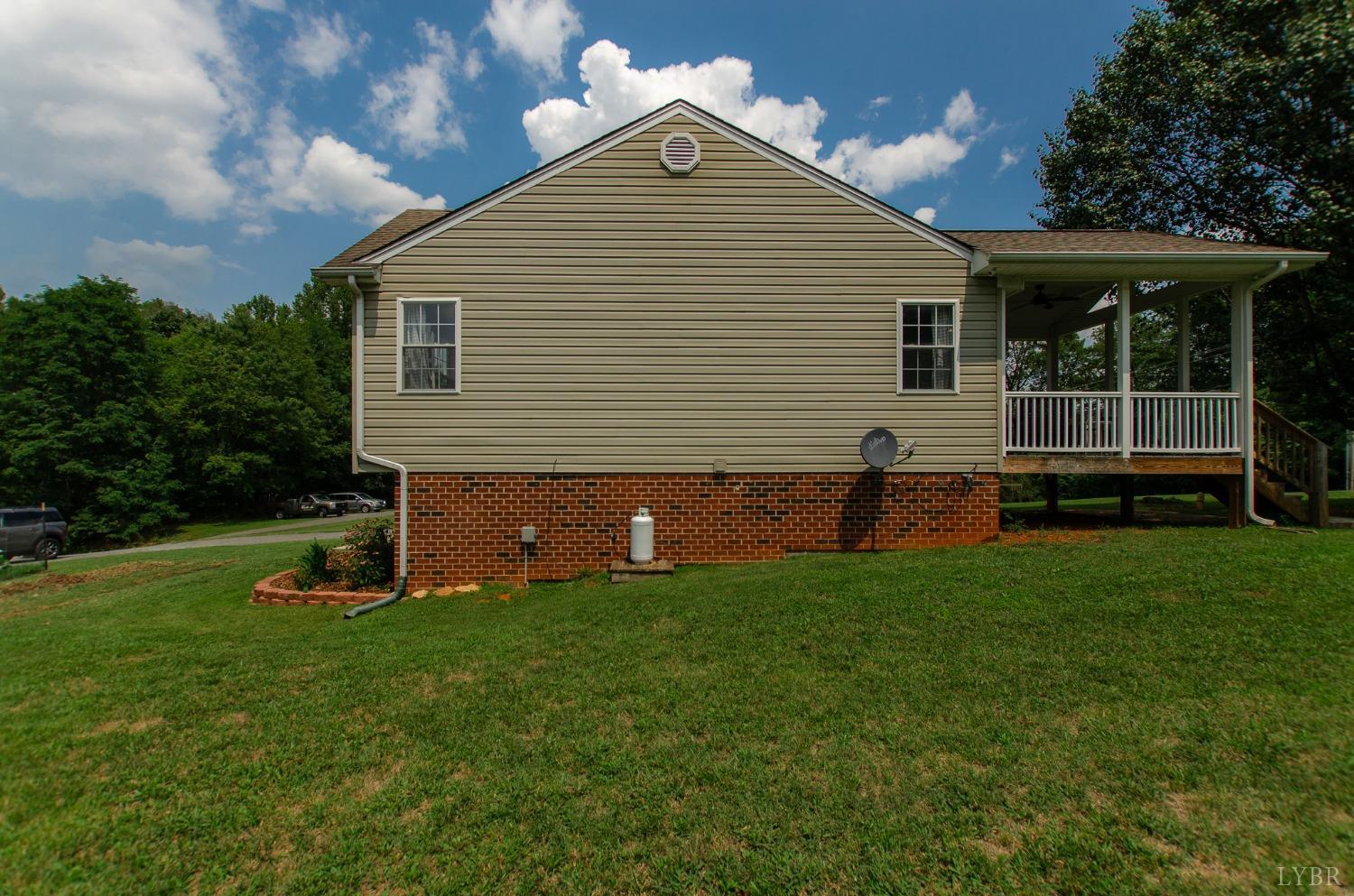 5255 Everett Road Forest, VA 24551 - Photo 41 of 48 Gallery Image 41