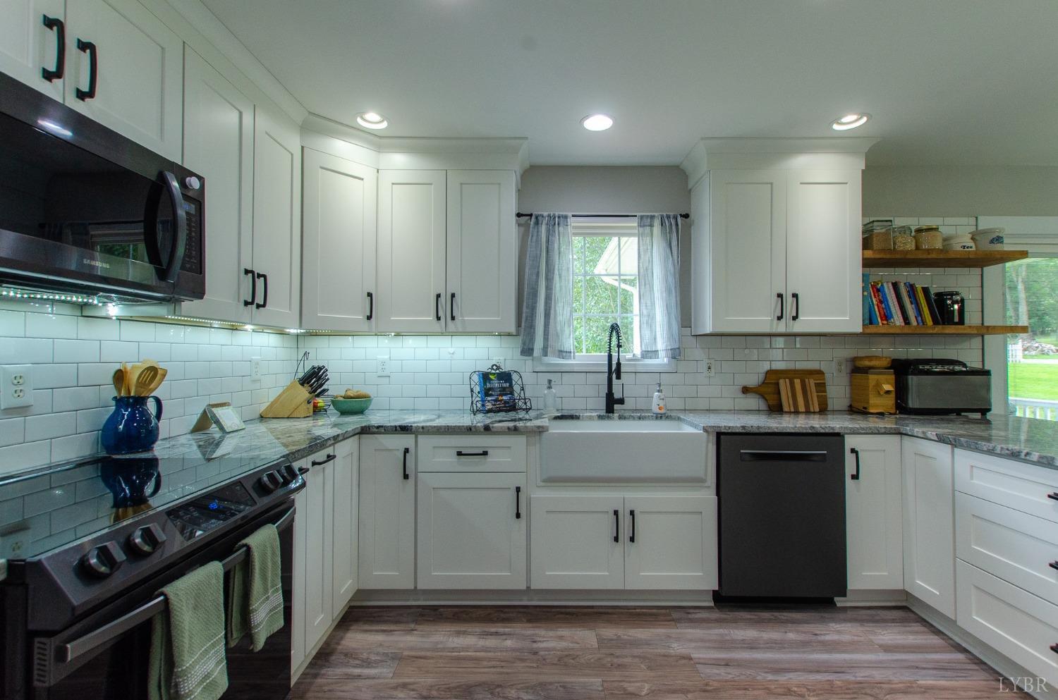 5255 Everett Road Forest, VA 24551 - Photo 6 of 48 Gallery Image 6