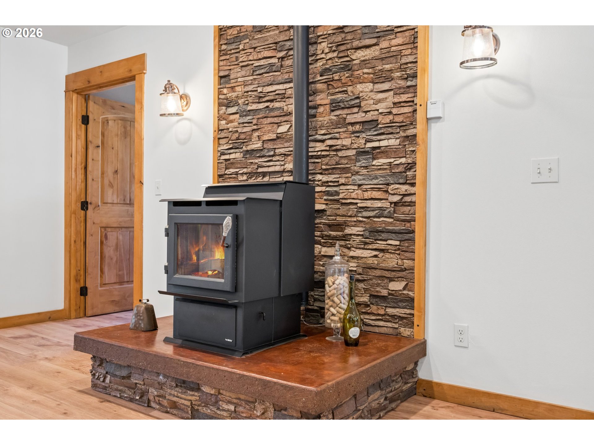 4500 Hart Road Dallas, OR 97338 - Photo 11 of 48