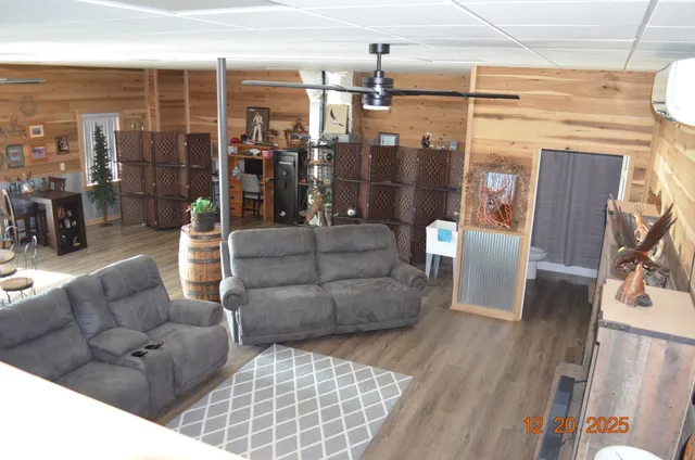 $995,000 | 124 Eagle Nest Court, Dover, TN 37058