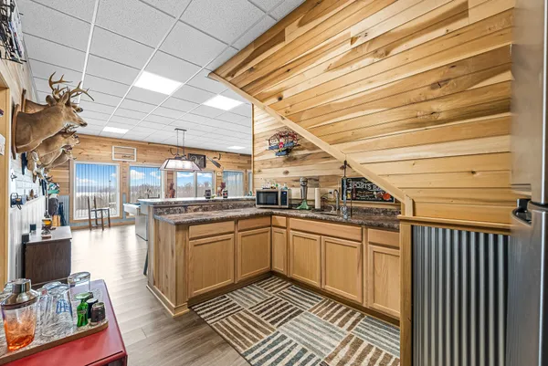 $975,000 | 124 Eagle Nest Court, Dover, TN 37058