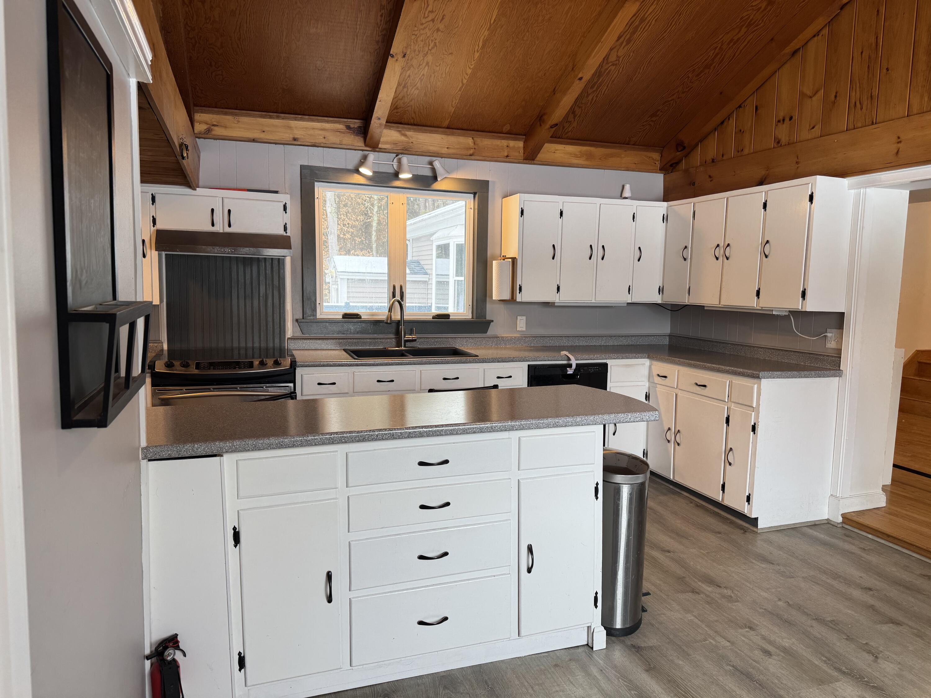 103 Hubbard Road Berwick, ME 03901 - Photo 10 of 58 IMG_2397 (1)