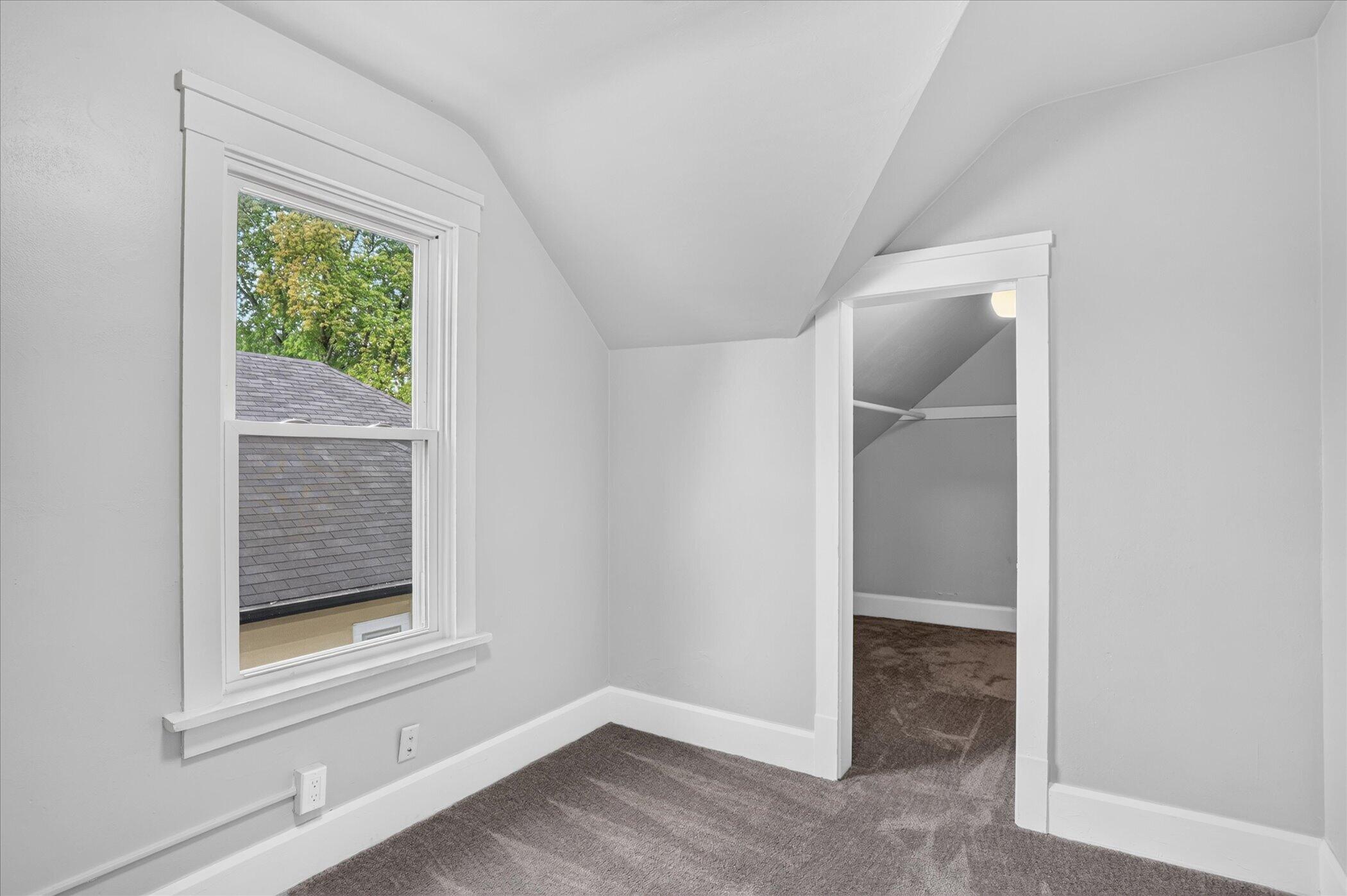 1729 Deane Boulevard Racine, WI 53405 - Photo 20 of 39 01-1729-Deane-Blvd-Racine (30)