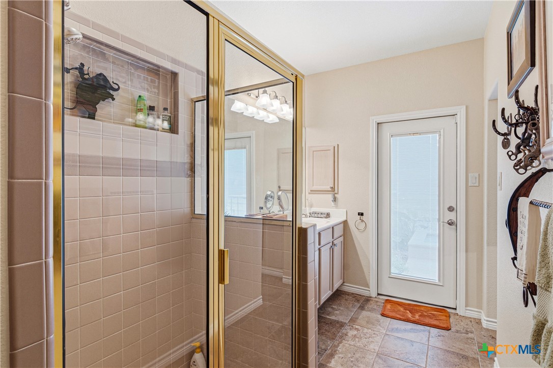 2065 Terminal Loop Road McQueeney, TX 78123 - Photo 36 of 48