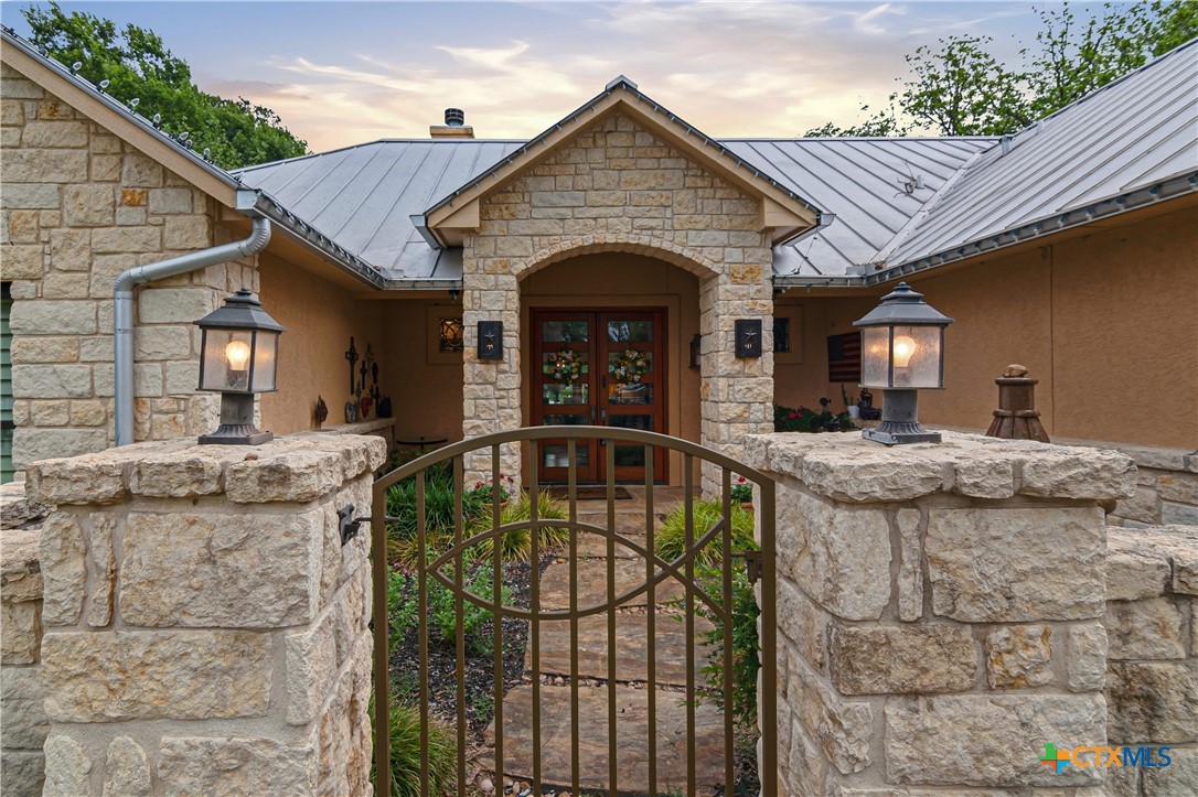 2065 Terminal Loop Road McQueeney, TX 78123 - Photo 9 of 48