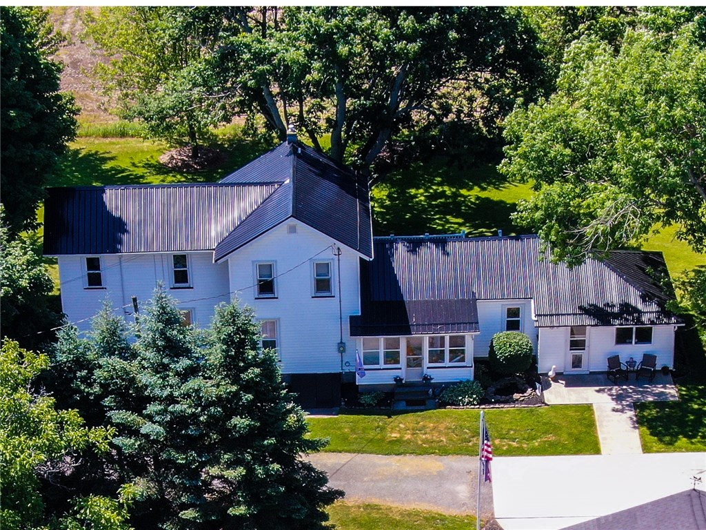 733 Lake Road North Hamlin, NY 14464 - Photo 1 of 1 Gallery Image 1