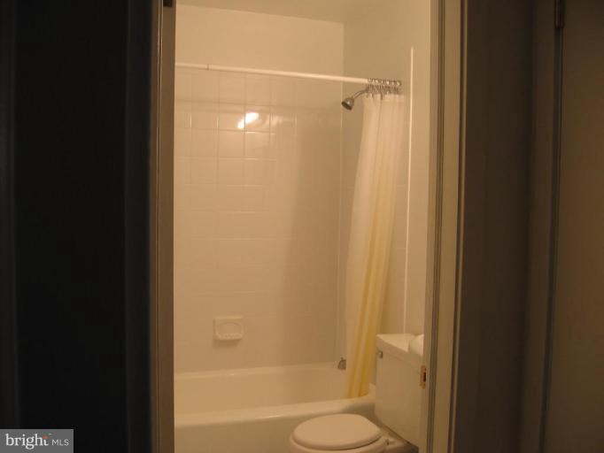 3802 Randolph Road Silver Spring, MD 20902 - Photo 19 of 20 Bath #2