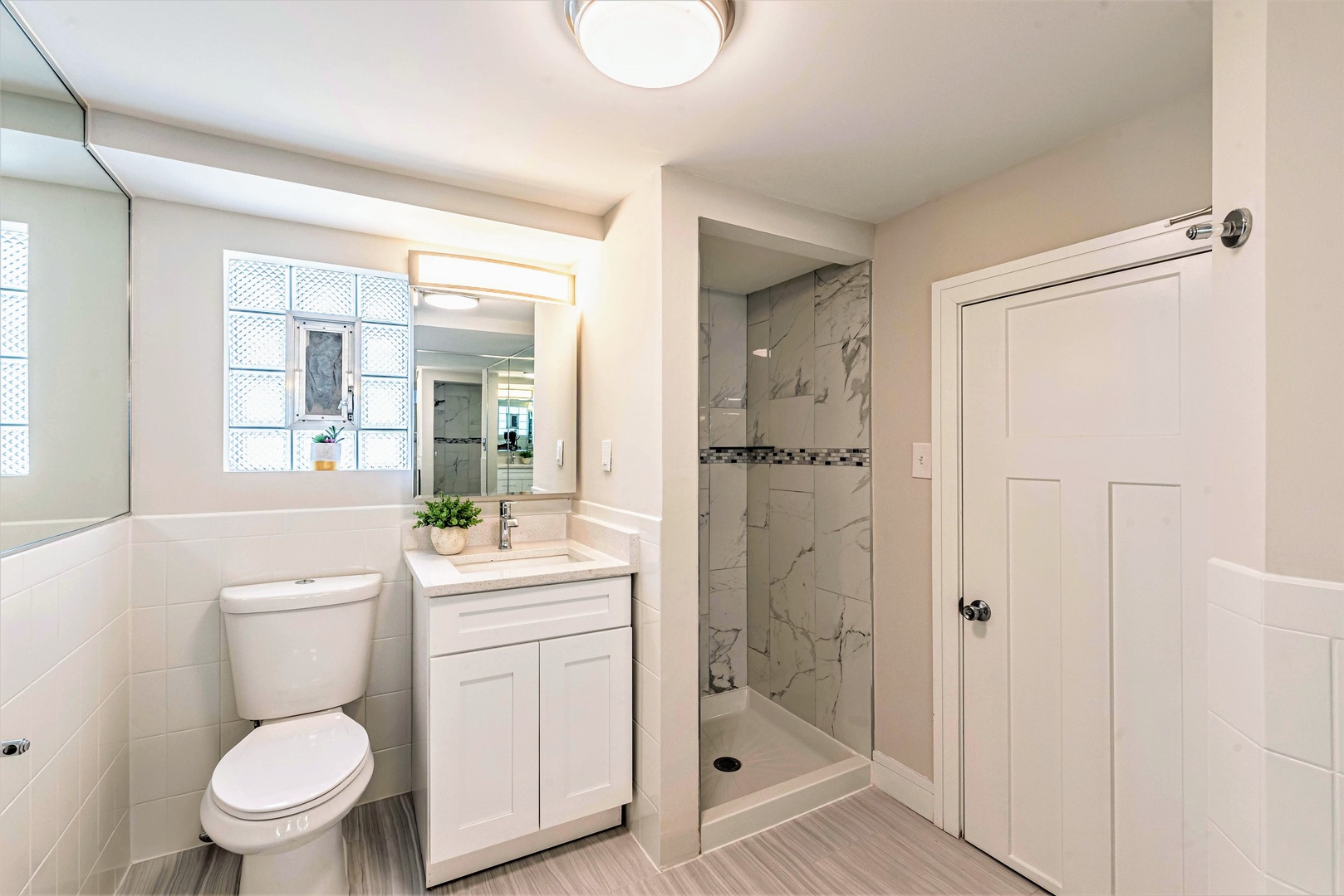 1235 West Barry Avenue, Unit 2 Chicago, IL 60657 - Photo 18 of 18