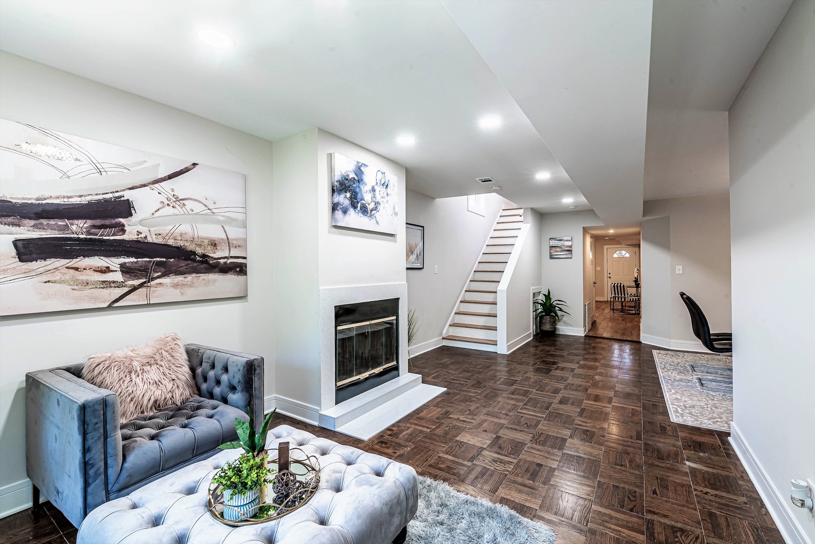 1235 West Barry Avenue, Unit 2 Chicago, IL 60657 - Photo 4 of 18