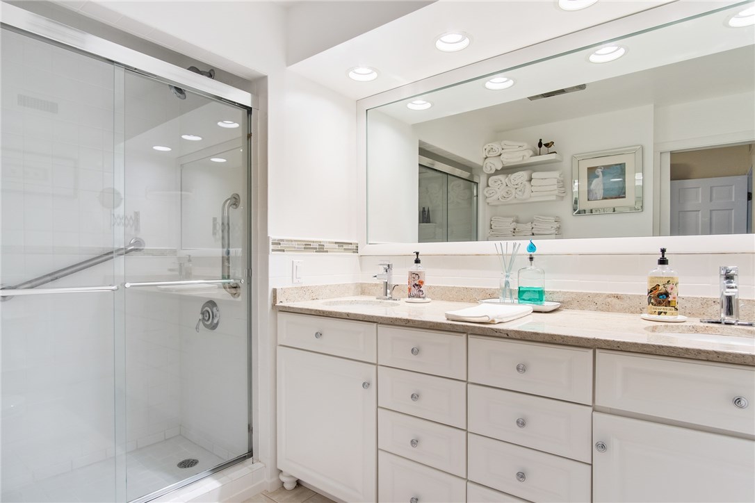 31 Coddington Street, Unit 27 Newport, RI 02840 - Photo 16 of 31