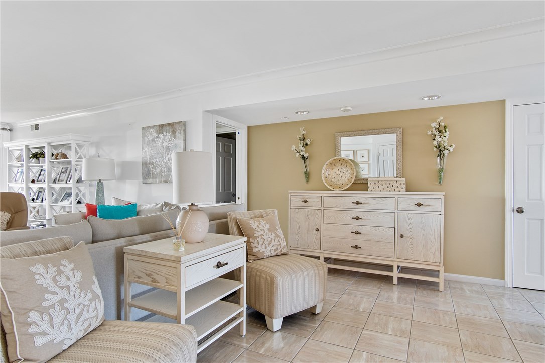 31 Coddington Street, Unit 27 Newport, RI 02840 - Photo 6 of 31