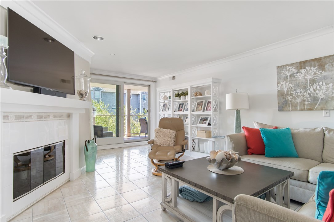 31 Coddington Street, Unit 27 Newport, RI 02840 - Photo 8 of 31