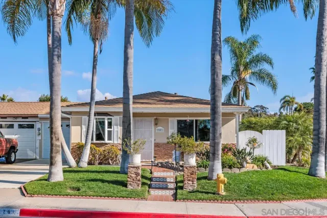 $1,100,000 | 201 Coneflower Street, Encinitas, CA 92024
