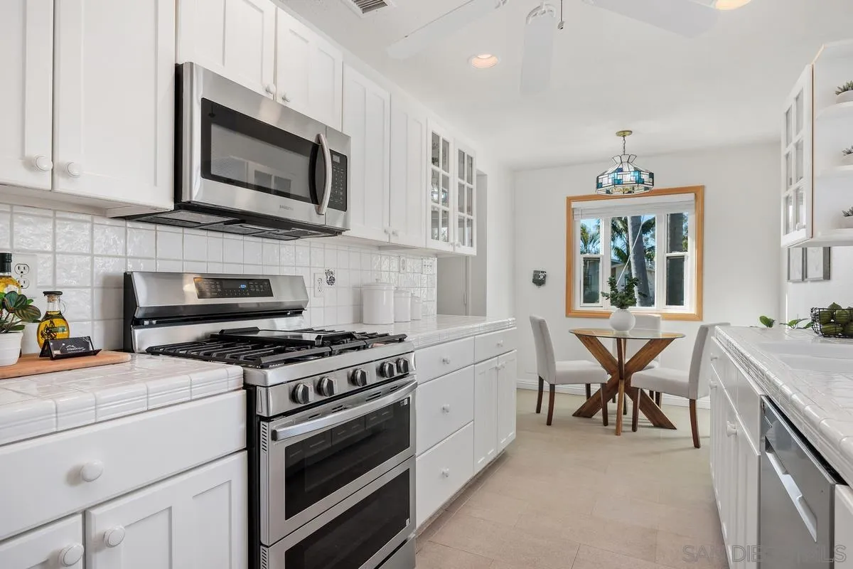 201 Coneflower Street Encinitas, CA 92024 - Photo 12 of 28