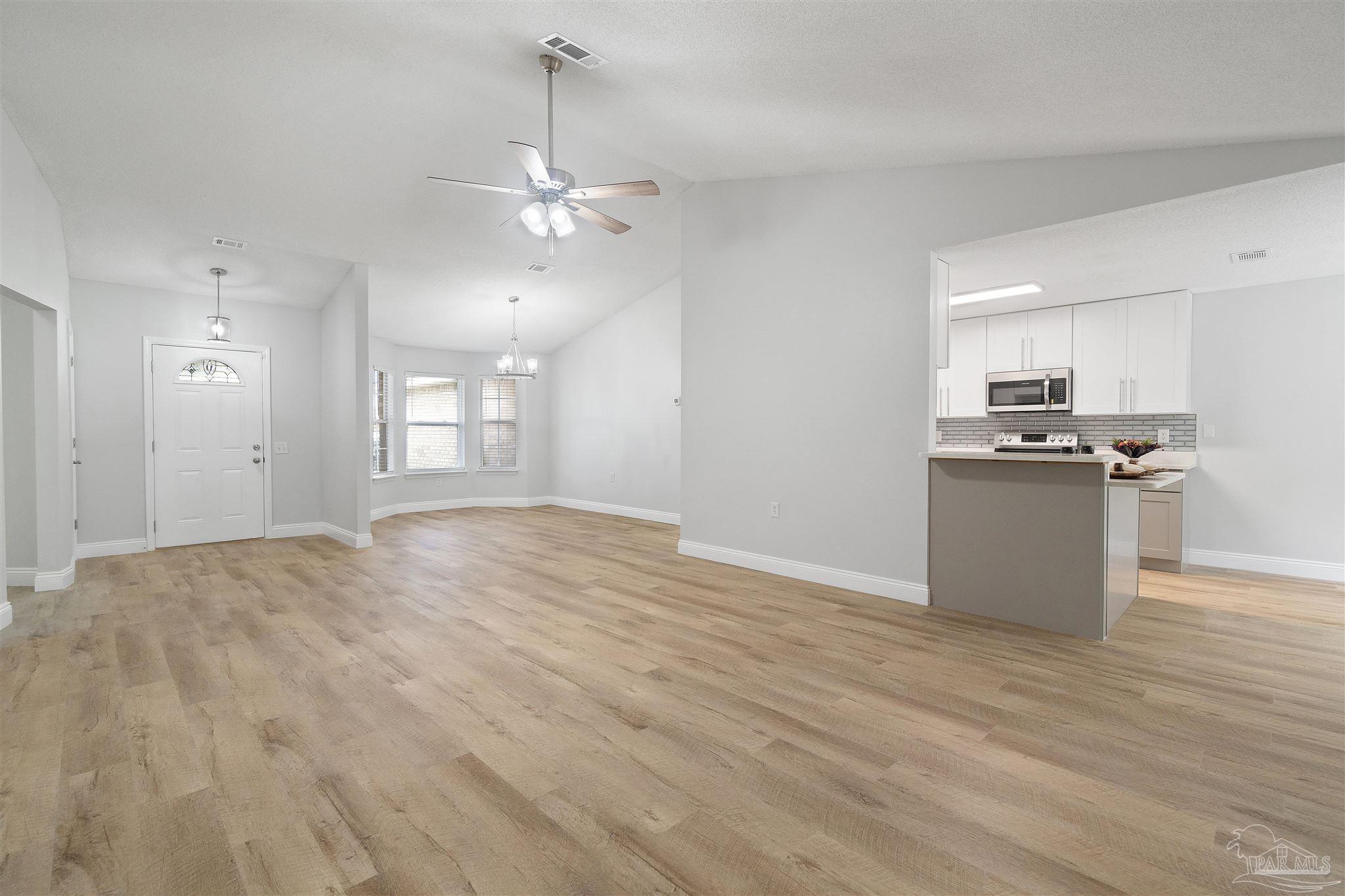 1015 Brownfield Road Pensacola, FL 32526 - Photo 13 of 36 Gallery Image 13